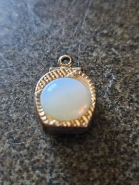 Vintage Opal Pendant